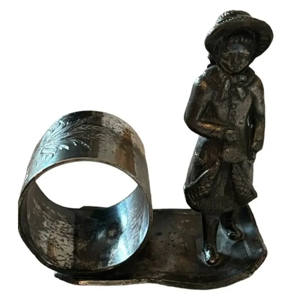 ANTIQUE AURORA S.P. MFG & CO. SILVERPLATE NAPKIN RING HOLDER 45 Victorian Girl